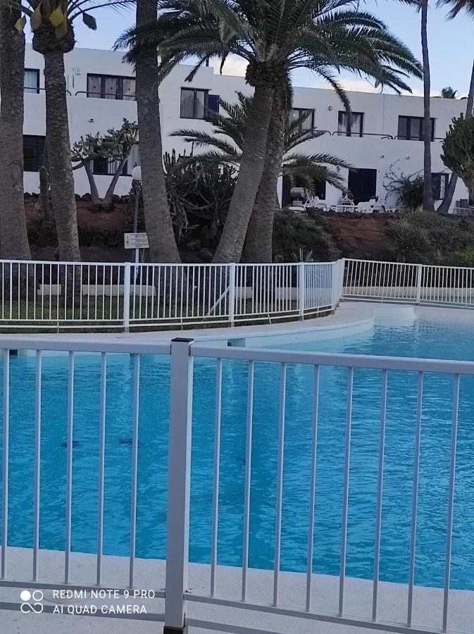 Alojamiento Playa Centro Corralejo 17 المظهر الخارجي الصورة